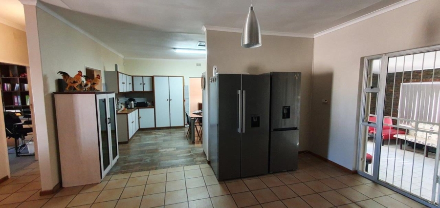 4 Bedroom Property for Sale in Flora Park Northern Cape